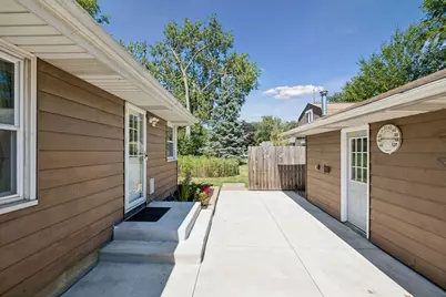 2400 W 110th Street, Bloomington, MN 55431 - Photo 36