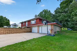 202 7th St SW, Chatfield, MN 55923 - Photo 2