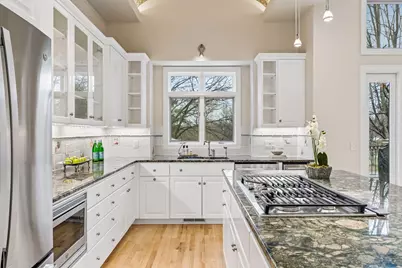 406 River Street, Minneapolis, MN 55401 - Photo 14