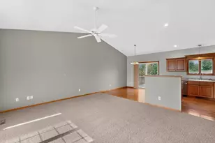 5211 Florence Dr NW, Rochester, MN 55901 - Photo 18