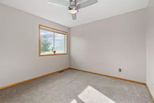 4052 Blakewood Dr, Shakopee, MN 55379 - Photo 18