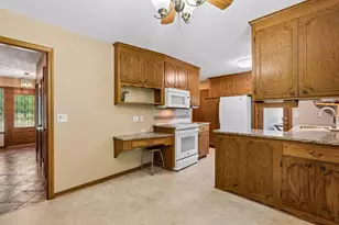 14211 Lennell Dr, Minnetonka, MN 55345 - Photo 14