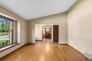 14211 Lennell Dr, Minnetonka, MN 55345 - Photo 8