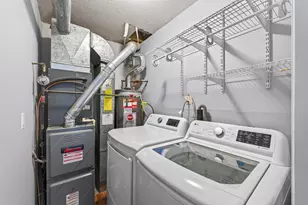 7772 Rimbley Rd, Woodbury, MN 55125 - Photo 22