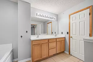11212 Aberdeen St NE, Blaine, MN 55449 - Photo 22