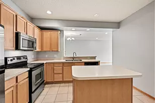 11212 Aberdeen St NE, Blaine, MN 55449 - Photo 8