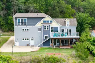 209 3rd St, Hudson, WI 54016 - Photo 76