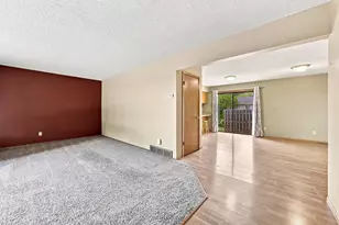 2101 20th St S, Moorhead, MN 56560 - Photo 6