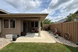 820 Willow Dr, Hutchinson, MN 55350 - Photo 134