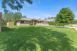 820 Willow Dr, Hutchinson, MN 55350 - Photo 66