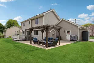 20374 Kensington Way, Lakeville, MN 55044 - Photo 32