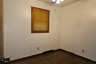 904 Willmar Ave SE, Willmar, MN 56201 - Photo 10