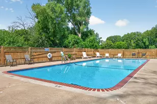 5815 Lake Curve Ln, Brooklyn Center, MN 55429 - Photo 2