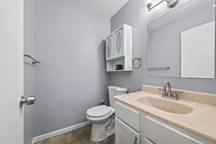 5815 Lake Curve Ln, Brooklyn Center, MN 55429 - Photo 12