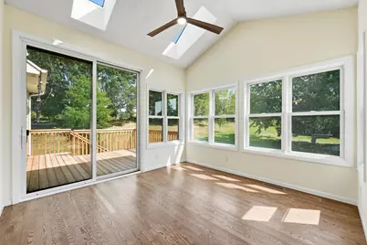 2715 Edgewater Bay, Woodbury, MN 55125 - Photo 14