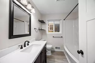 5936 Washburn Ave S, Minneapolis, MN 55410 - Photo 16