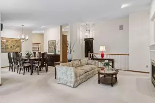 1724 Donegal Dr, Woodbury, MN 55125 - Photo 10