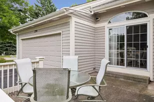 1724 Donegal Dr, Woodbury, MN 55125 - Photo 4
