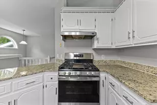 4840 Evergreen Ln N, Plymouth, MN 55442 - Photo 12