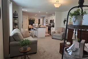 18 Kalmia Dr, Duluth, MN 55810 - Photo 2