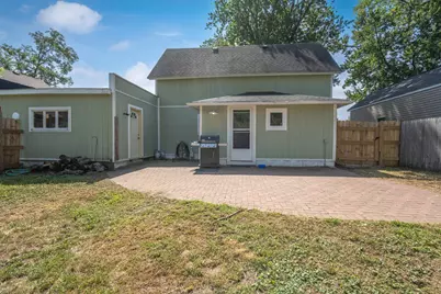 419 N 1st Street, New Richmond, WI 54017 - Photo 10
