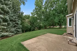 13640 Gardenia Path, Apple Valley, MN 55124 - Photo 30