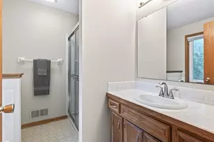 13640 Gardenia Path, Apple Valley, MN 55124 - Photo 20