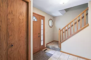 13640 Gardenia Path, Apple Valley, MN 55124 - Photo 4