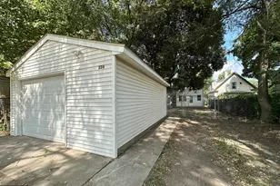 324 Topping St, Saint Paul, MN 55117 - Photo 22