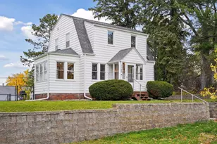 1705 Ivy Ave E, Saint Paul, MN 55106 - Photo 2