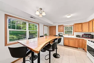 6980 Alpine Trail, Eden Prairie, MN 55346 - Photo 8