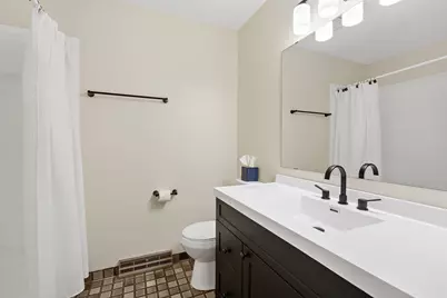 582 Clover Leaf Parkway NE, Blaine, MN 55434 - Photo 14