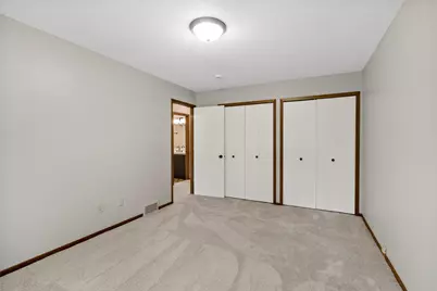 582 Clover Leaf Parkway NE, Blaine, MN 55434 - Photo 18