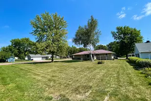 404 S Paffrath Ave, Springfield, MN 56087 - Photo 48