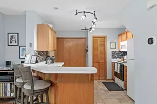483 Mission Hills Way E, Chanhassen, MN 55317 - Photo 6