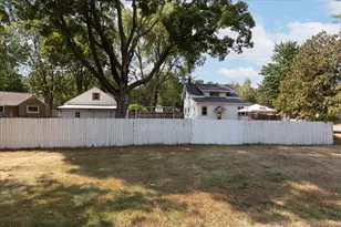 855 Stout Street NE, Menomonie, WI 54751 - Photo 48
