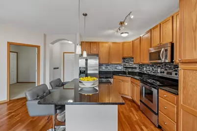 12501 Nicollet Avenue #425, Burnsville, MN 55337 - Photo 10