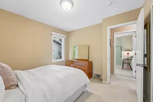 9632 Oxborough Rd, Bloomington, MN 55437 - Photo 28