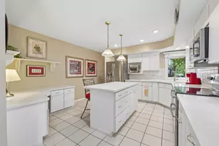 9632 Oxborough Rd, Bloomington, MN 55437 - Photo 14