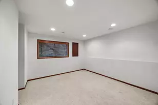 4022 Cedar Grove Ln, Eagan, MN 55122 - Photo 8