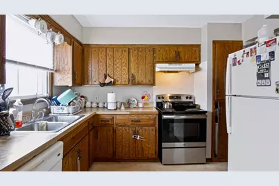 2824 79th Avenue N, Brooklyn Park, MN 55444 - Photo 6