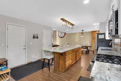 2704 Rolling Oaks Road, Burnsville, MN 55337 - Photo 10
