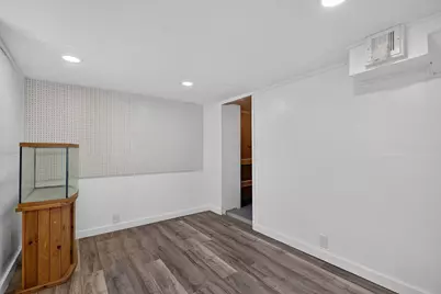 4242 Thomas Avenue N, Minneapolis, MN 55412 - Photo 36