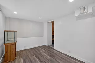 4242 Thomas Ave N, Minneapolis, MN 55412 - Photo 36