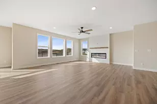 17989 Hidden Creek Trl, Lakeville, MN 55044 - Photo 4