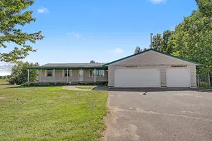 37981 Southfork Rd, Hinckley, MN 55037 - Photo 2