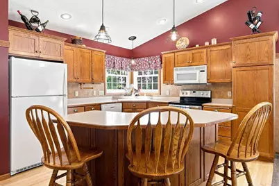 2019 Highland Circle W, Mora, MN 55051 - Photo 4