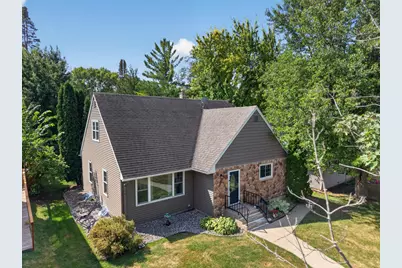 716 E Mount Faith Avenue, Fergus Falls, MN 56537 - Photo 2