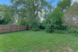 317 N Austin Ave, Litchfield, MN 55355 - Photo 24