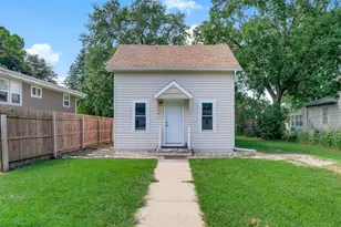 317 N Austin Ave, Litchfield, MN 55355 - Photo 1